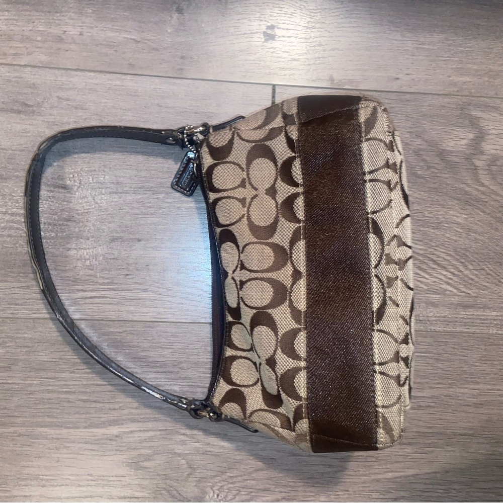 Vintage coach shoulder bag